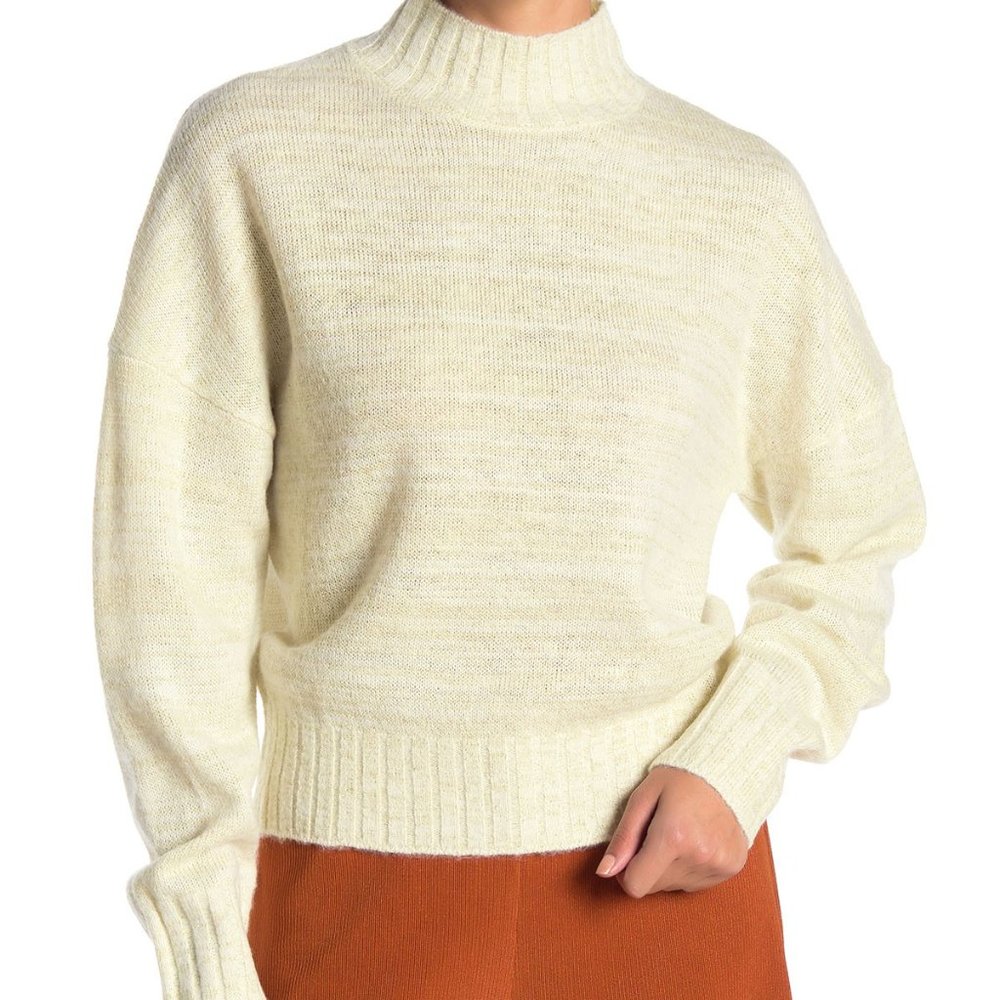 NSR Mock Neck Knit Sweater Cream